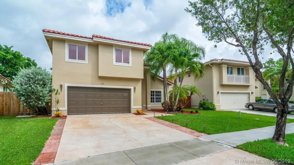135 Vista Verdi Road Davie FL 33325