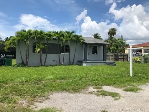 7310 SW 17th Terrace Miami FL 33155
