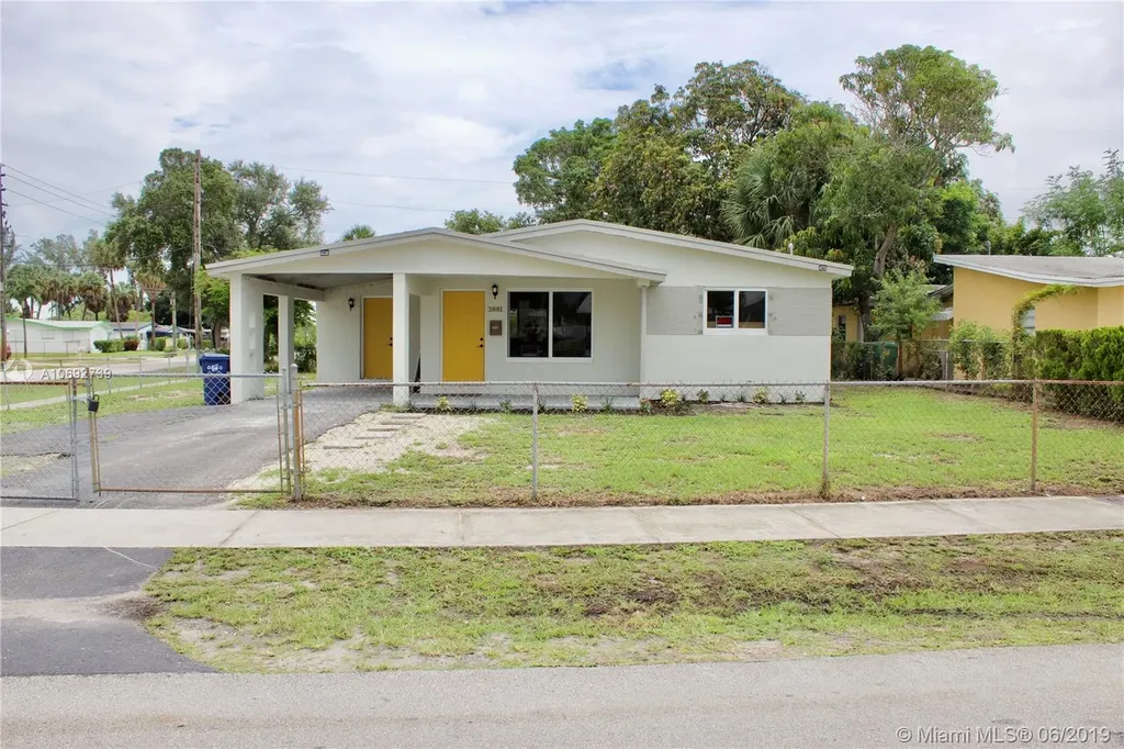 3881 NW 8th Street Lauderhill FL 33311