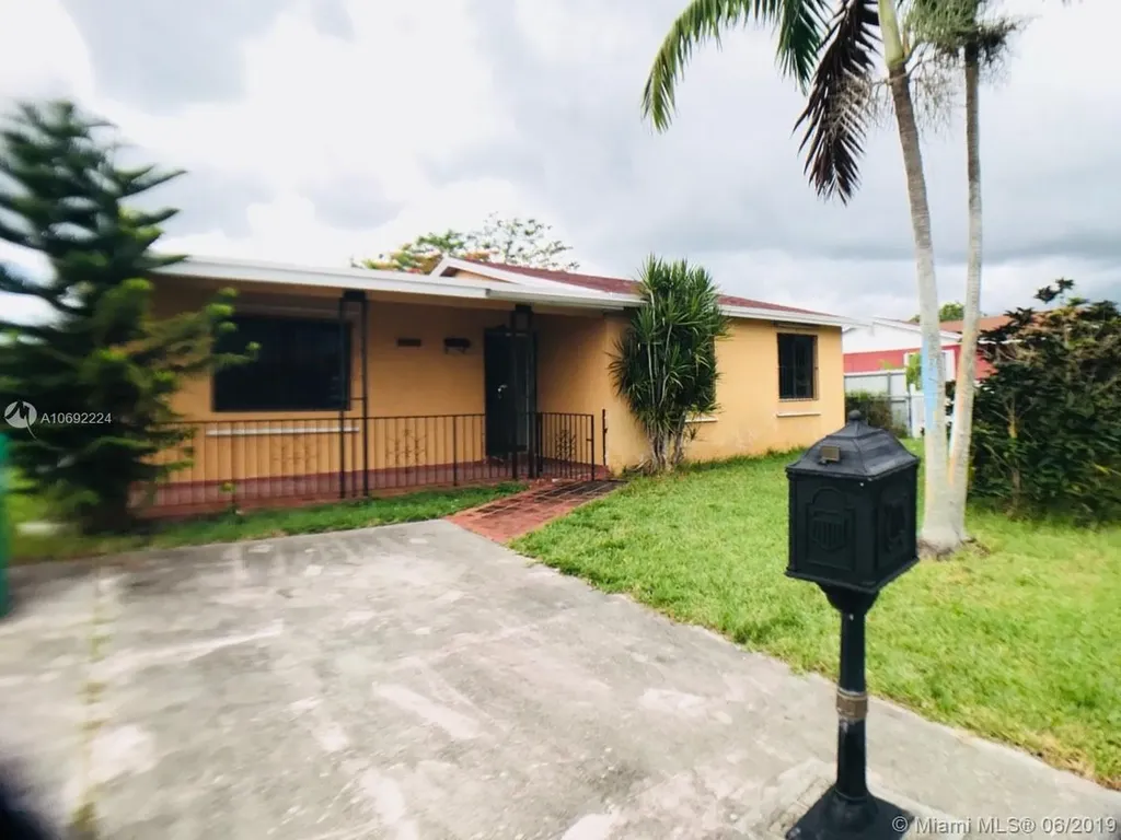 12230 SW 185th Terrace Miami FL 33177