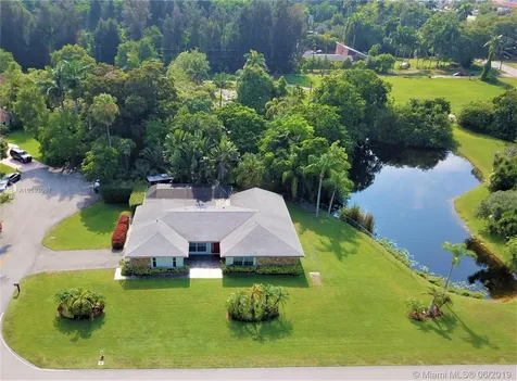 4470 SW 105th Avenue Davie FL 33328