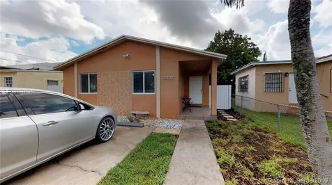 5337 NW 30th Avenue Miami FL 33142