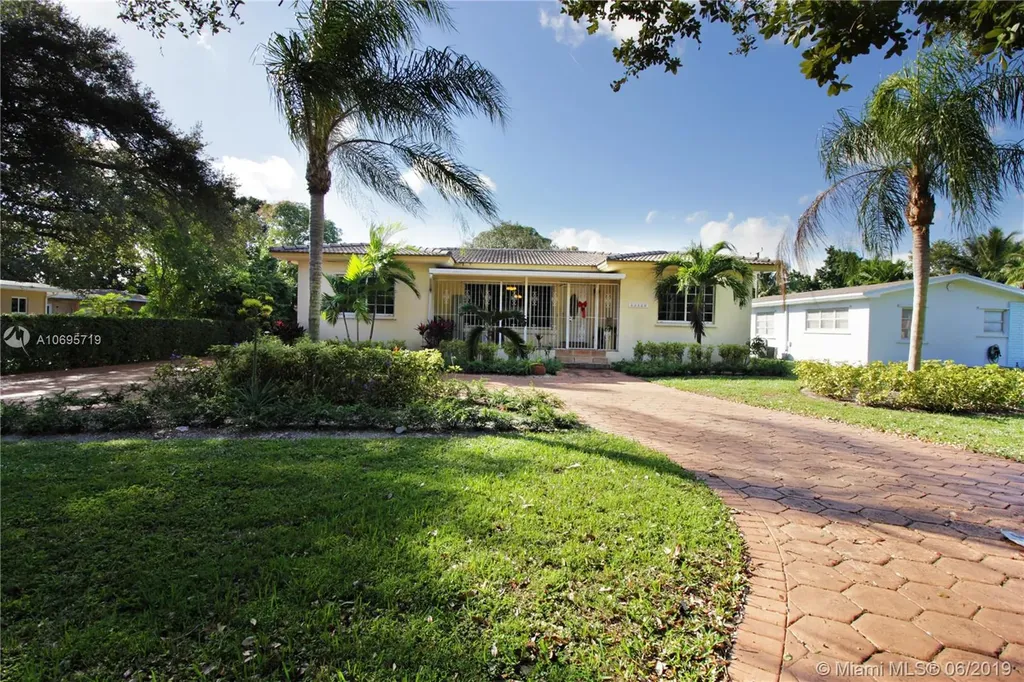 13120 NW 1st Court Miami FL 33168