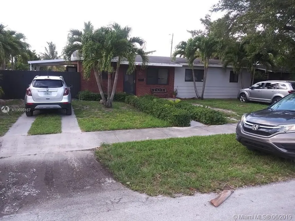 9011 SW 31st Terrace Miami FL 33165