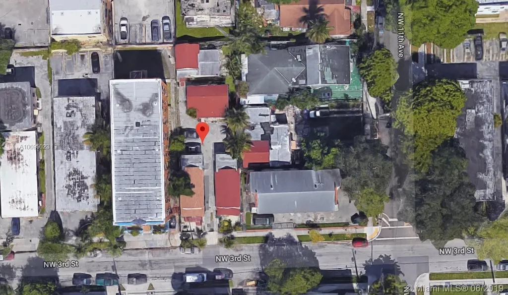 1121 NW 3rd Street Miami FL 33128