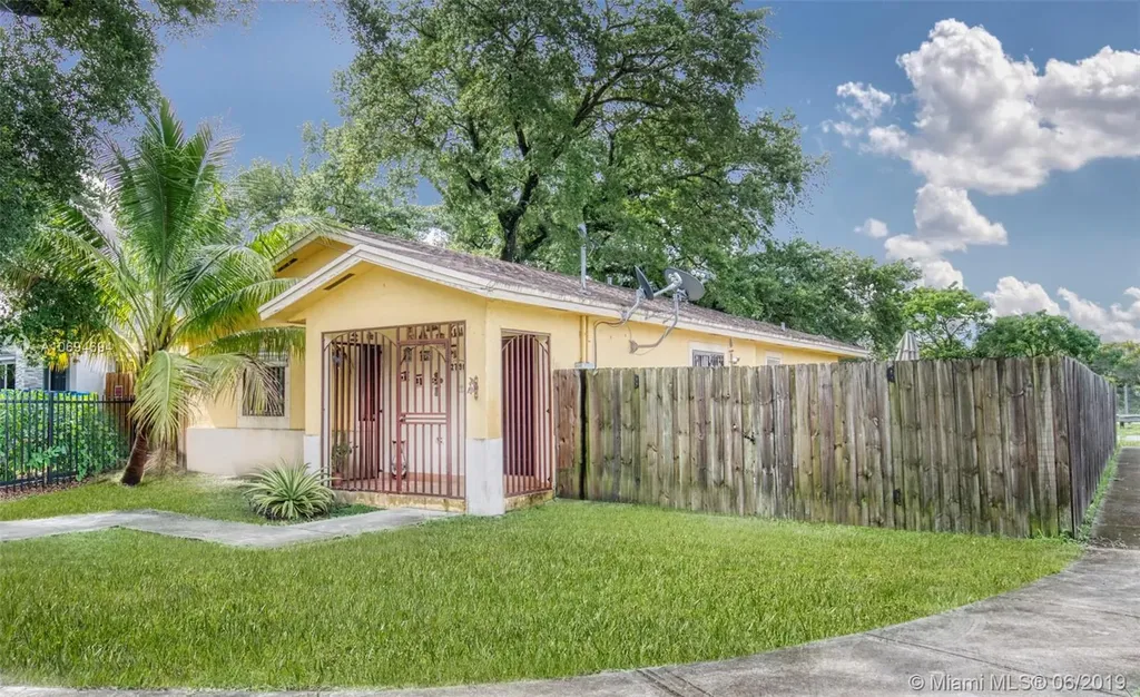 2790 NW 167th Terrace Miami Gardens FL 33056