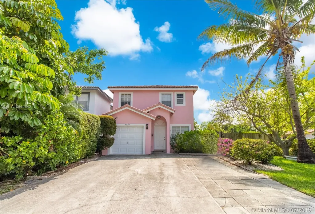 4330 Woodside Drive Coral Springs FL 33065