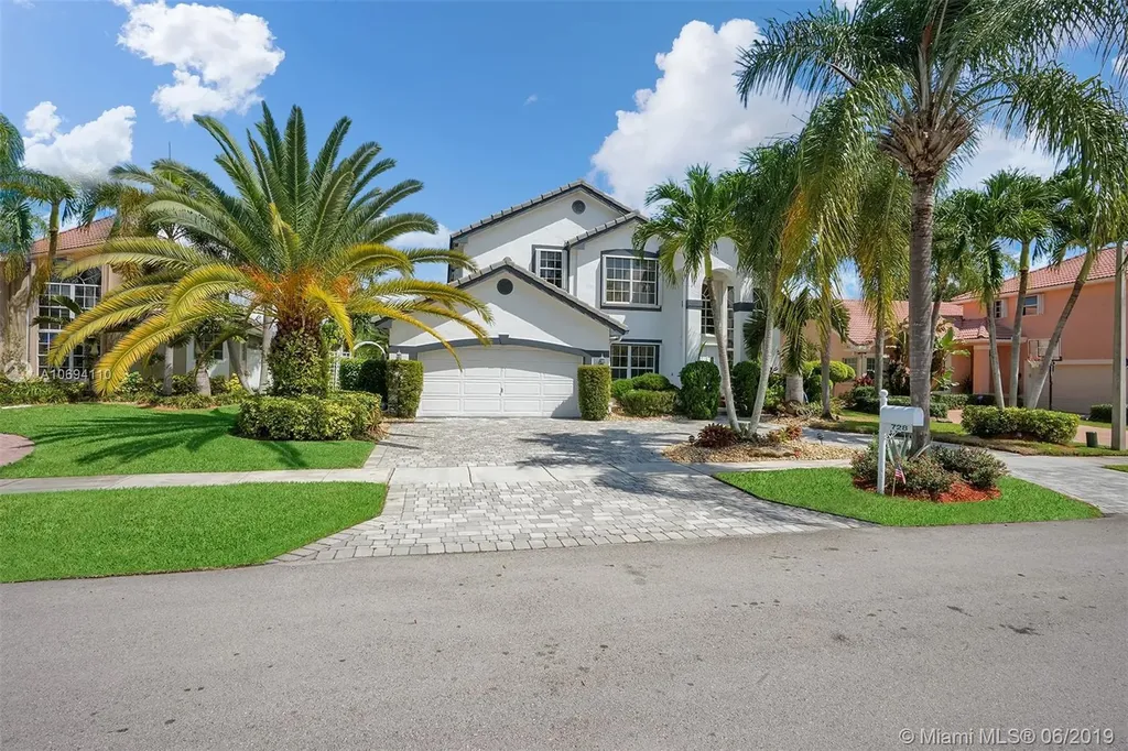 728 NW 177th Avenue Pembroke Pines FL 33029