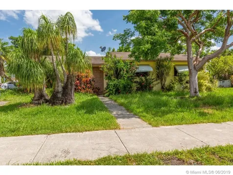 541 NW 15th Street Homestead FL 33030