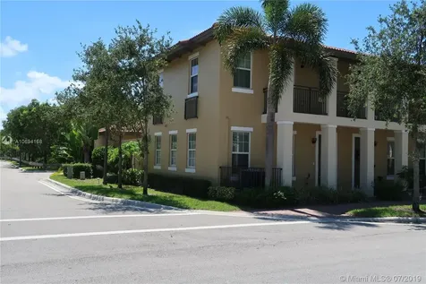 1135 SW 147th Avenue Pembroke Pines FL 33027