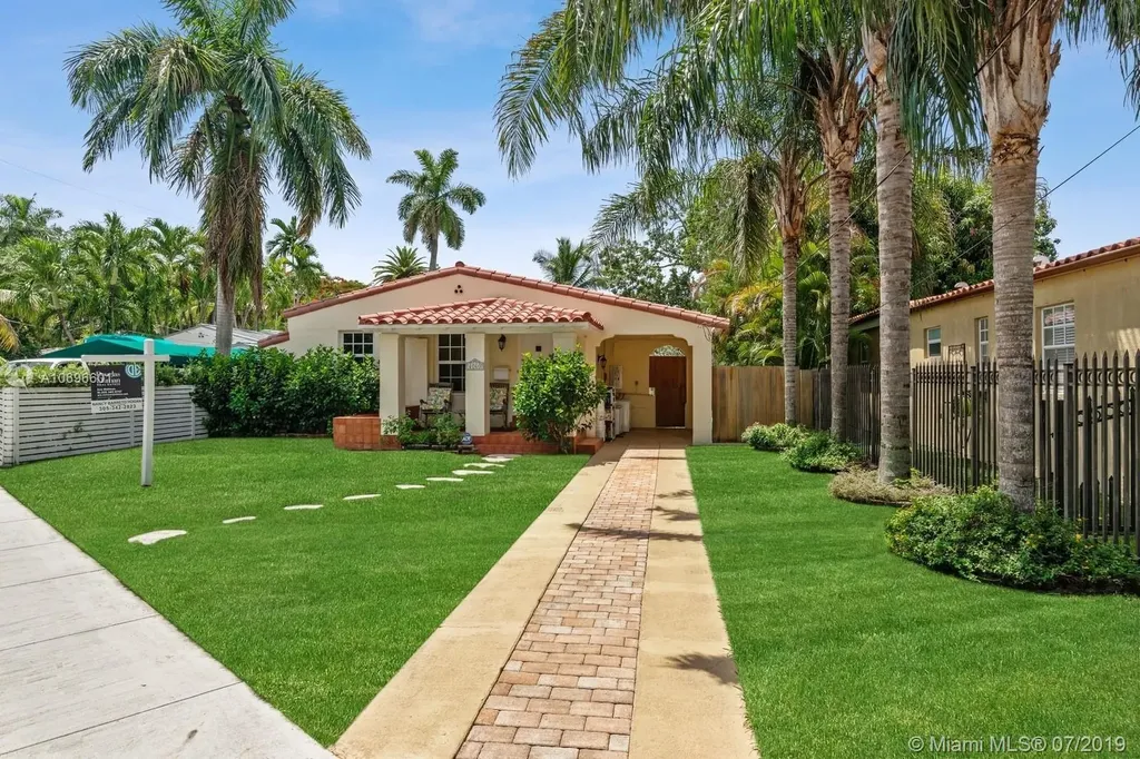1010 SW 22nd Street Miami FL 33129