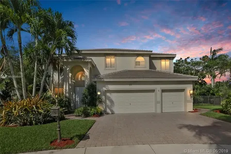 399 Mallard Road Weston FL 33327