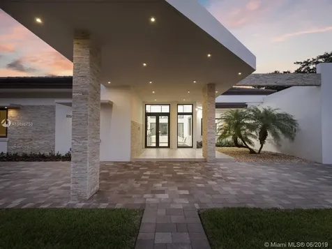 10500 SW 69th Avenue Pinecrest FL 33156