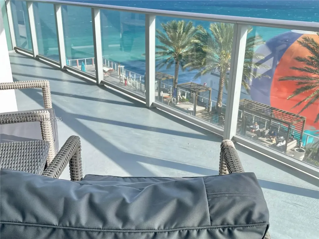 4111 S Ocean Drive Hollywood FL 33019