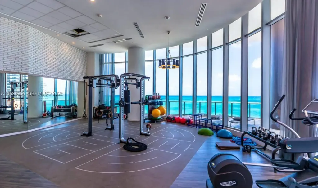 4111 S Ocean Drive Hollywood FL 33019