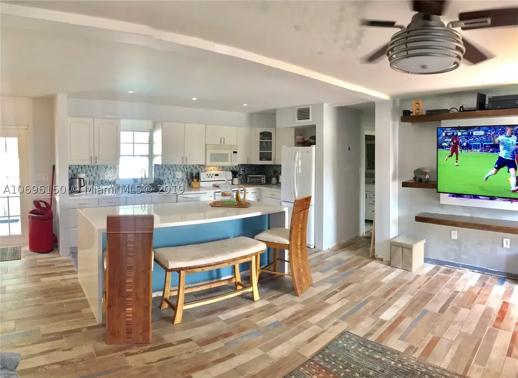 7802 NW 71st Avenue Tamarac FL 33321