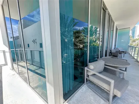 4111 S Ocean Drive Hollywood FL 33019