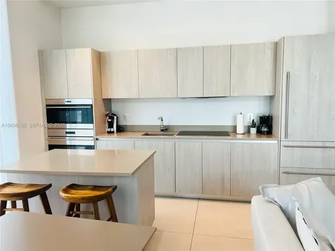 4111 S Ocean Drive Hollywood FL 33019