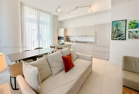 4111 S Ocean Drive Hollywood FL 33019