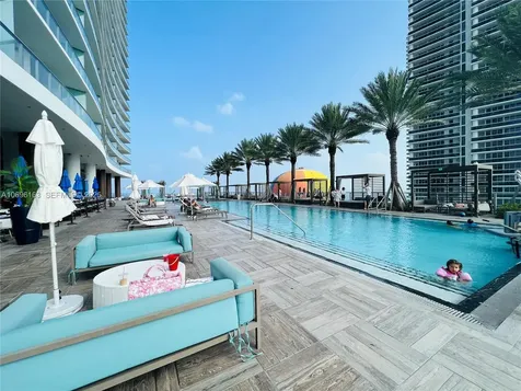 4111 S Ocean Drive Hollywood FL 33019
