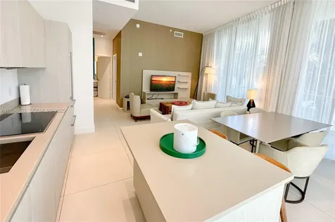4111 S Ocean Drive Hollywood FL 33019