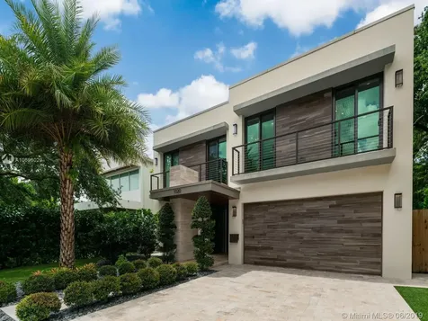 1020 SE 5th Court Fort Lauderdale FL 33301