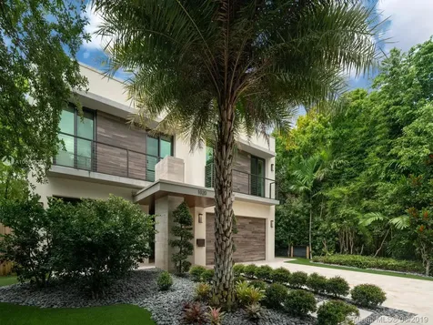 1020 SE 5th Court Fort Lauderdale FL 33301