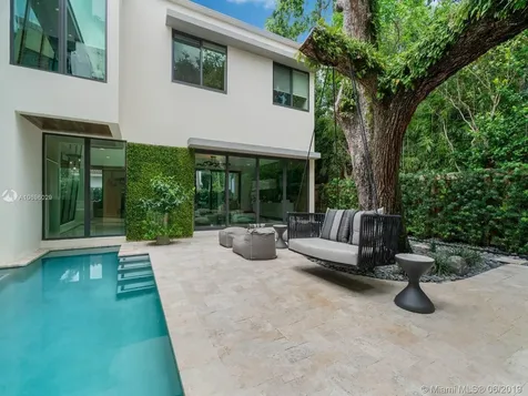 1020 SE 5th Court Fort Lauderdale FL 33301