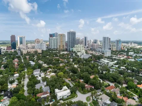 1020 SE 5th Court Fort Lauderdale FL 33301