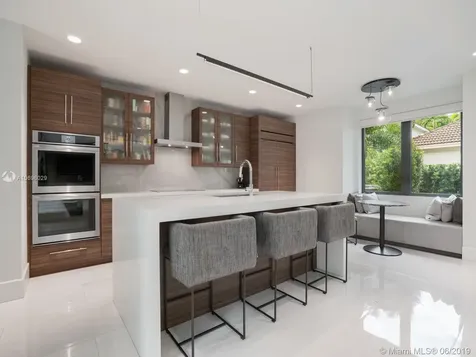 1020 SE 5th Court Fort Lauderdale FL 33301