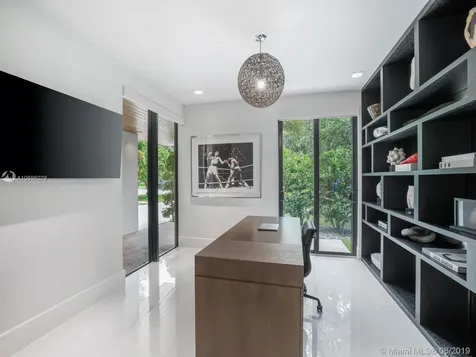 1020 SE 5th Court Fort Lauderdale FL 33301