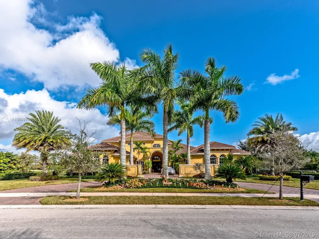 3046 Lake Ridge Lane Weston FL 33332