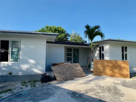 6070 SW 12th Street West Miami FL 33144