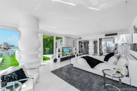 1100 West Avenue Miami Beach FL 33139