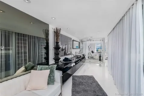 1100 West Avenue Miami Beach FL 33139