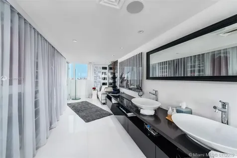 1100 West Avenue Miami Beach FL 33139