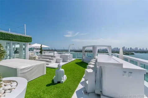 1100 West Avenue Miami Beach FL 33139
