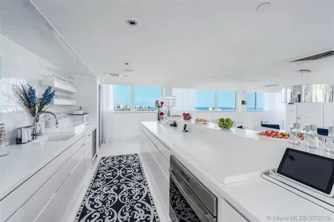1100 West Avenue Miami Beach FL 33139