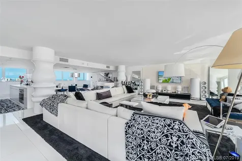 1100 West Avenue Miami Beach FL 33139