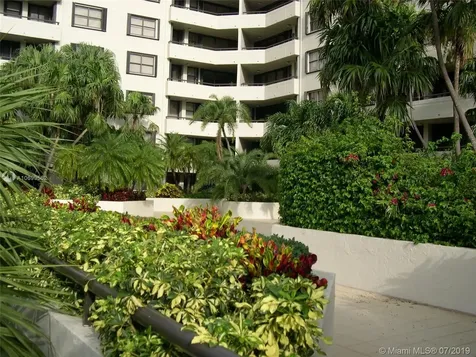 170 Ocean Lane Drive Key Biscayne FL 33149