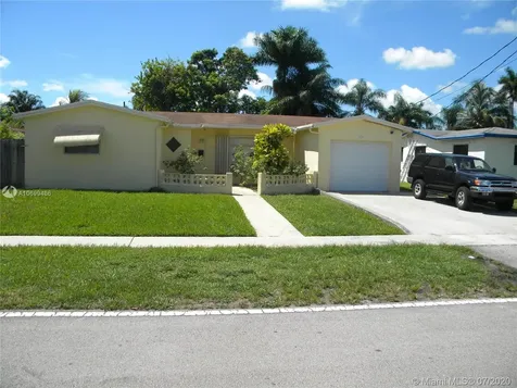 3410 NW 40th Court Lauderdale Lakes FL 33309