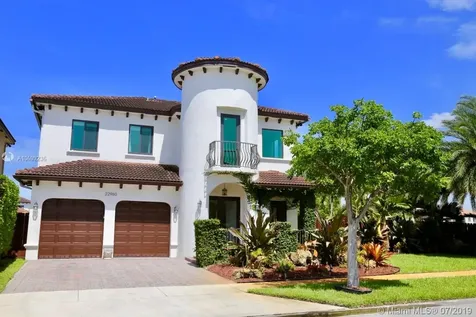 22960 SW 104th Court Cutler Bay FL 33190