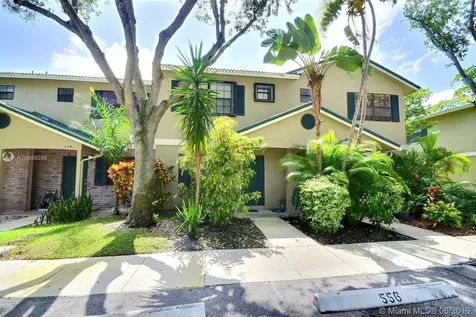 556 Westree Lane Plantation FL 33324