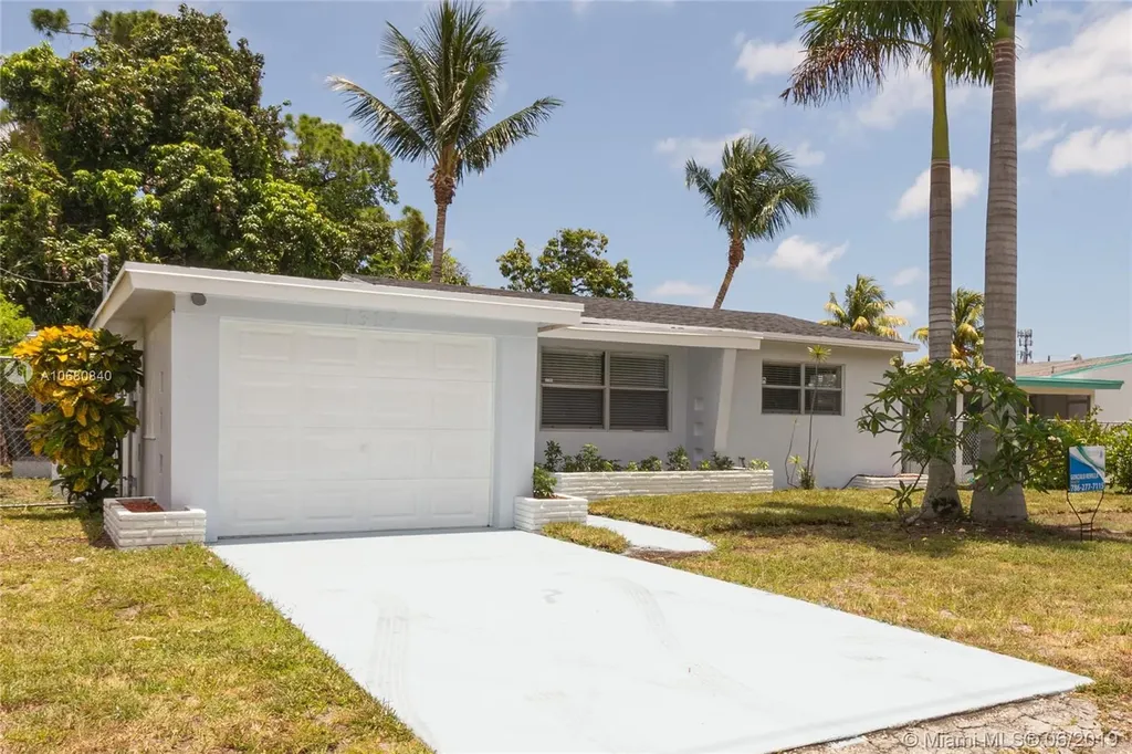 1317 S 22nd Court Hollywood FL 33020