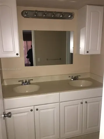 3301 Spanish Moss Terrace Lauderhill FL 33319