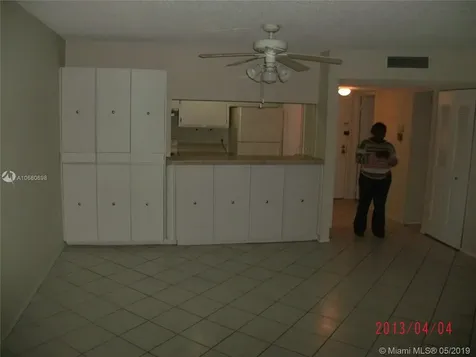 4174 Inverrary Drive Lauderhill FL 33319