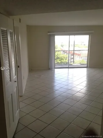 4174 Inverrary Drive Lauderhill FL 33319