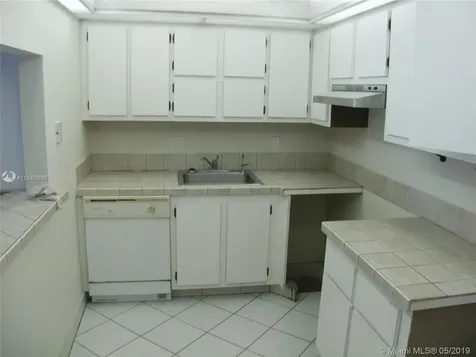 4174 Inverrary Drive Lauderhill FL 33319