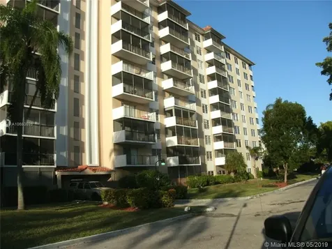 4174 Inverrary Drive Lauderhill FL 33319