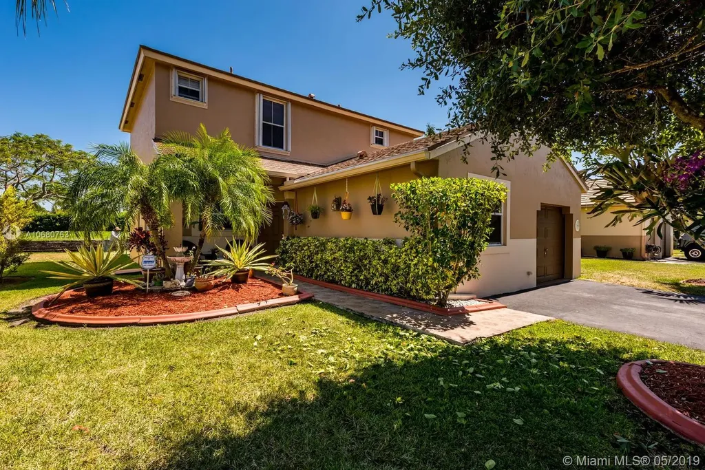 20722 NW 1st Street Pembroke Pines FL 33029